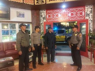 Blue Light Patrol Polsek Parapat Jamin Keamanan Kota Wisata Danau&nbsp;Toba