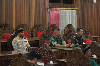 Kapolres AKBP Alfons WP Letsoin Ikuti Rapat Paripurna DPRD Kabupaten&nbsp;Klungkung