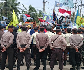 Polres Simalungun Amankan Aksi Unjuk Rasa di Kawasan Ekonomi Khusus Sei&nbsp;Mangkei