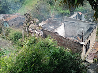 Satu Rumah Dilalap Sijago Merah Polsek Siantar Martoba Olah&nbsp;TKP